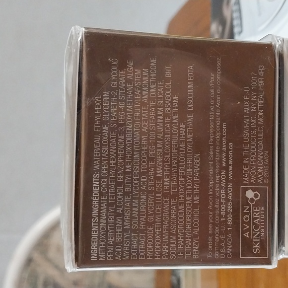 Avon anew AHA refining cream - Picture 3 of 3